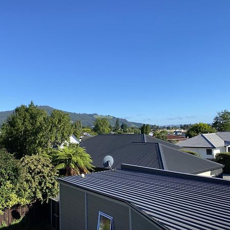 Spacious Retreat With Mountain View Vila Rotorua Exterior foto