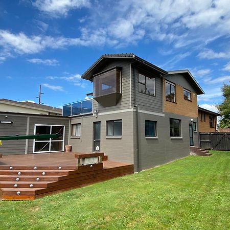 Spacious Retreat With Mountain View Vila Rotorua Exterior foto